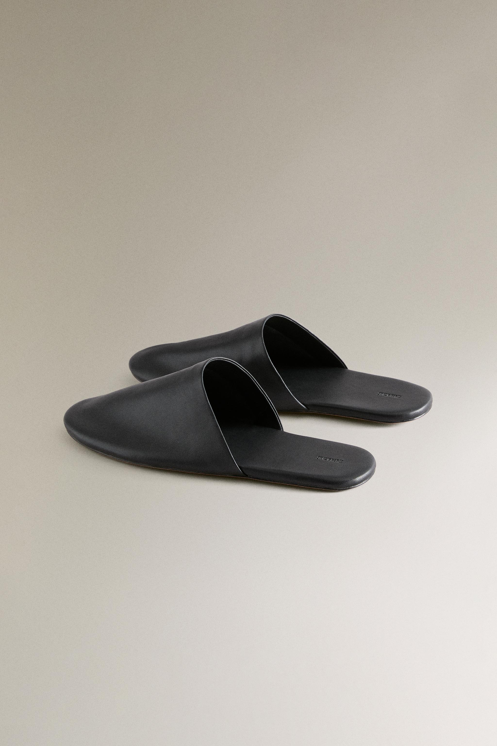 LEATHER MULE SLIPPERS